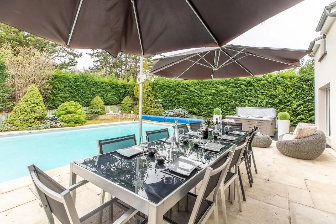 Villa Sky View Cinema, Piscine, Spa Ceyrat France