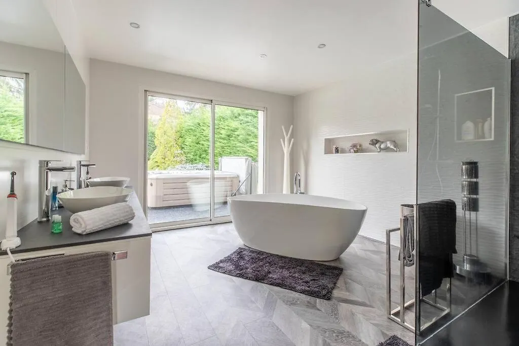 Villa Sky View Cinema, Piscine, Spa Ceyrat France